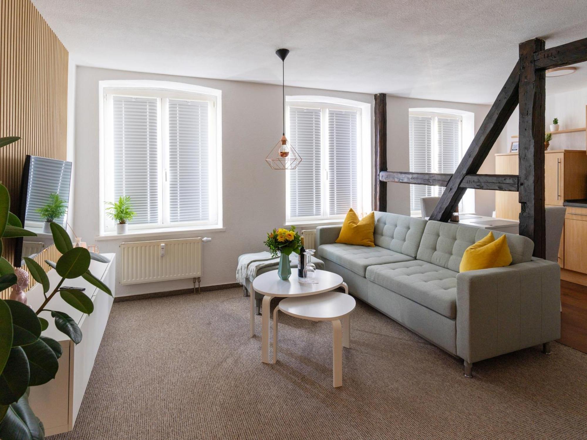 Schlosskoenig - Modernes & Zentrales Apartment Mit Balkon Und Arbeitsplatz 슈베린 외부 사진