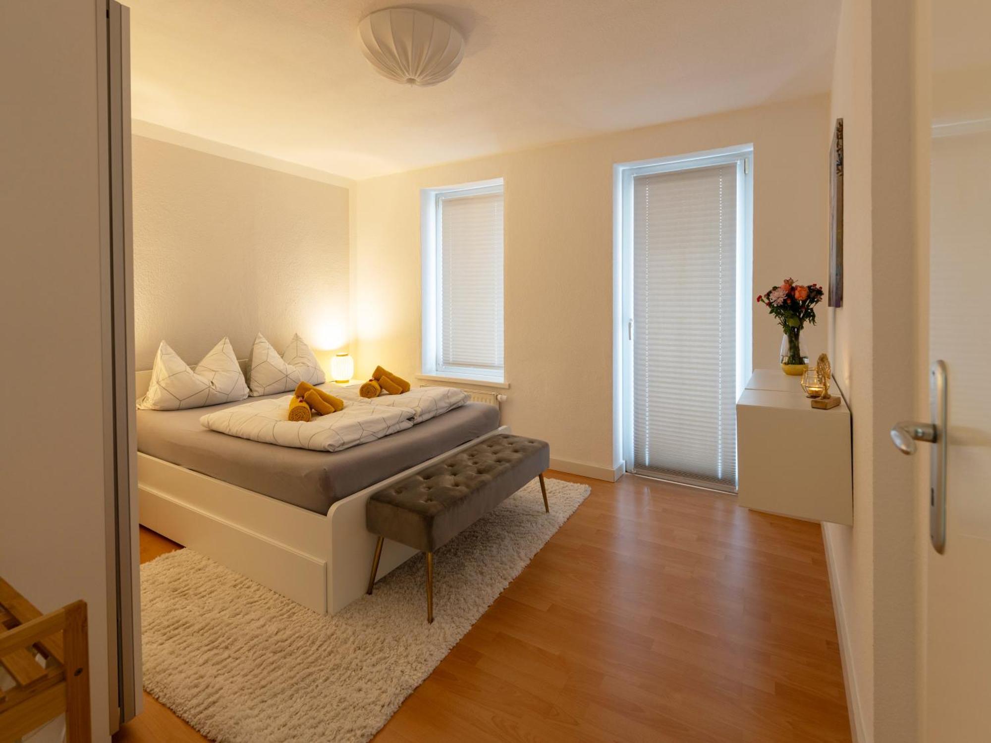 Schlosskoenig - Modernes & Zentrales Apartment Mit Balkon Und Arbeitsplatz 슈베린 외부 사진